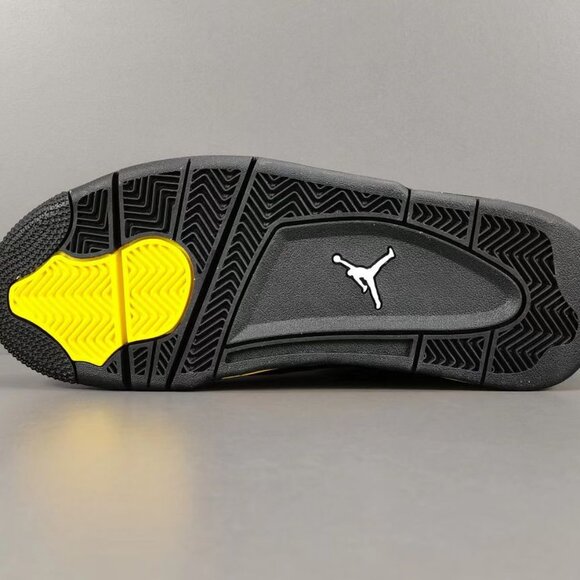 💖💖Discover the Iconic Air Jordan 4 - Picture 2 of 7